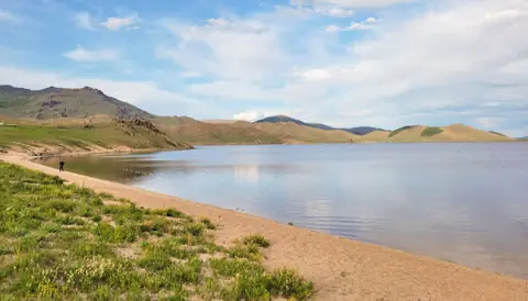 Lake, question mark: maybe